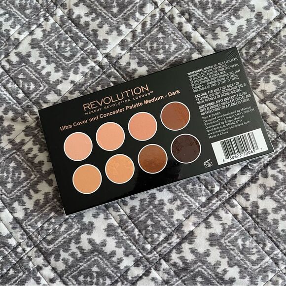 Makeup Revolution Ultra Cover and Concealer Palette Medium to Dark 8 Shades - Picture 4 of 4